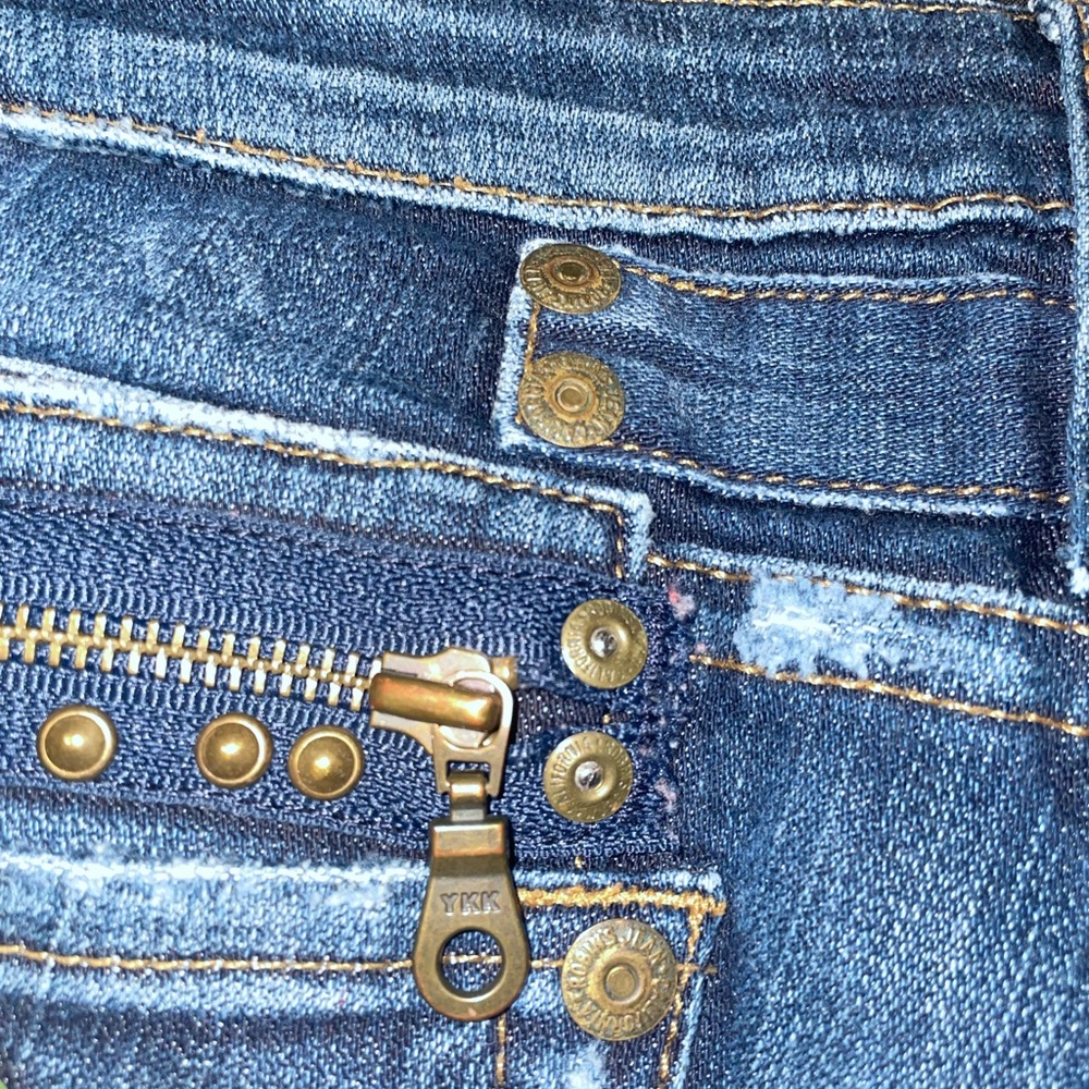 BRAND NEW ROBIN’S JEANS - Picture 6 of 7